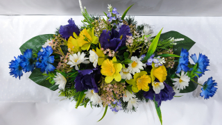 Ikebana zaťažená podlhovastá